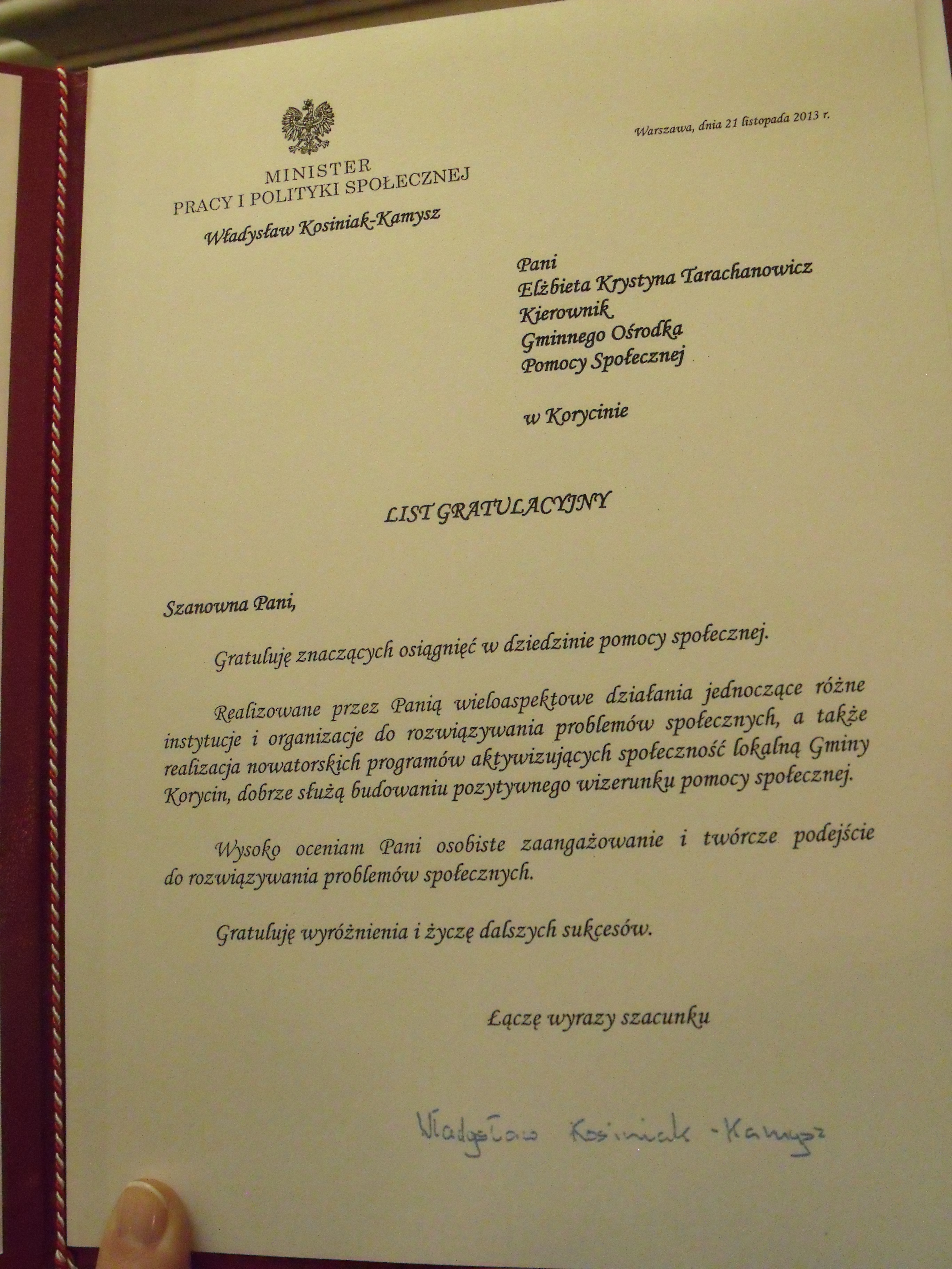 List gratulacyjny za znaczące osiągnięcia w dziedzinie pomocy społecznej.